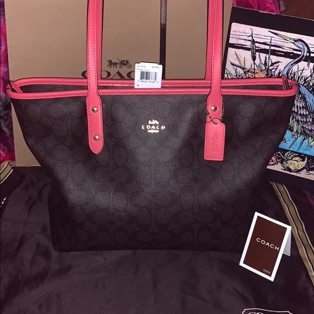 🌺NWOT🌺AUTHENTIC COACH SIGNATURE ZIP CITY TOTE🌺